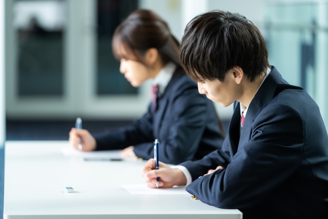 男子高校生
